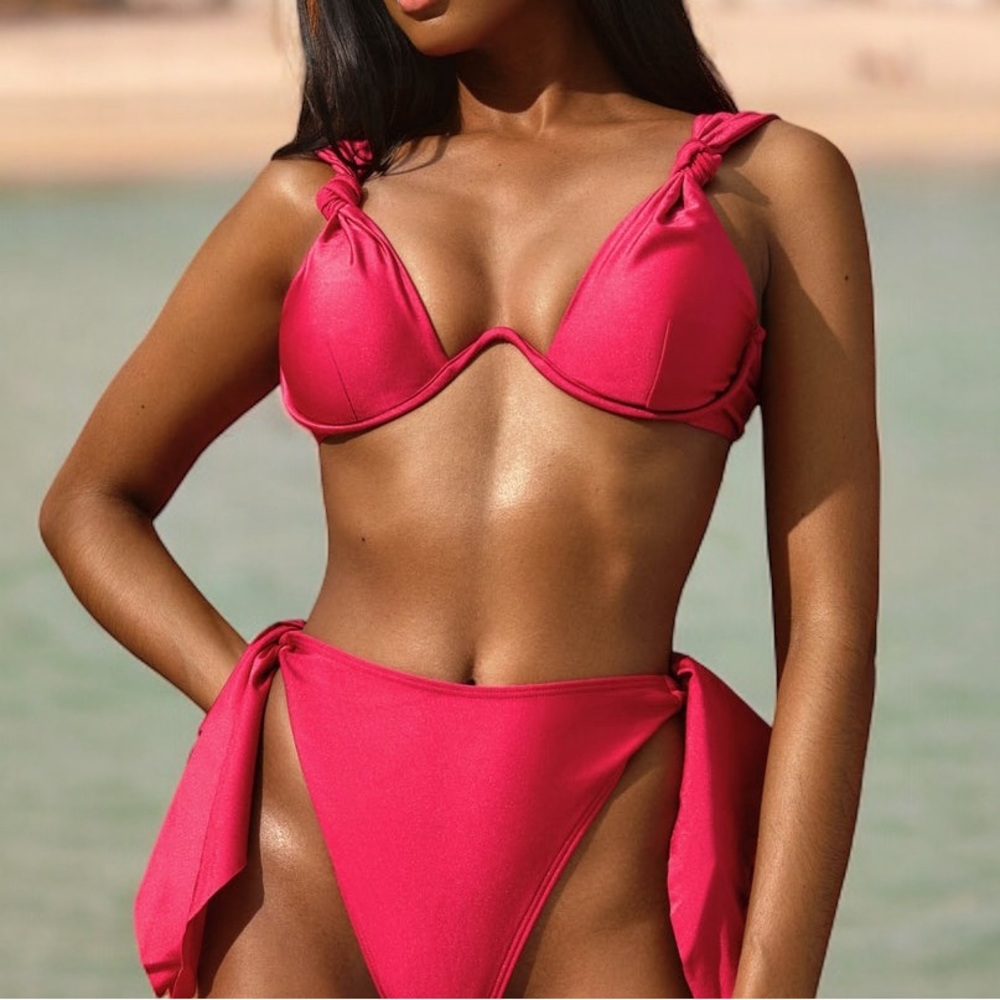 New Andrea Iyamah x Anthropologie Rai XS Ruby Fuchsia 1Pc Deep-V Underwire Top